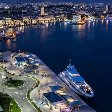 Apartment Nada In The Center Of