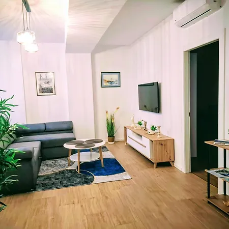 Апартаменты Nada In The Center Of