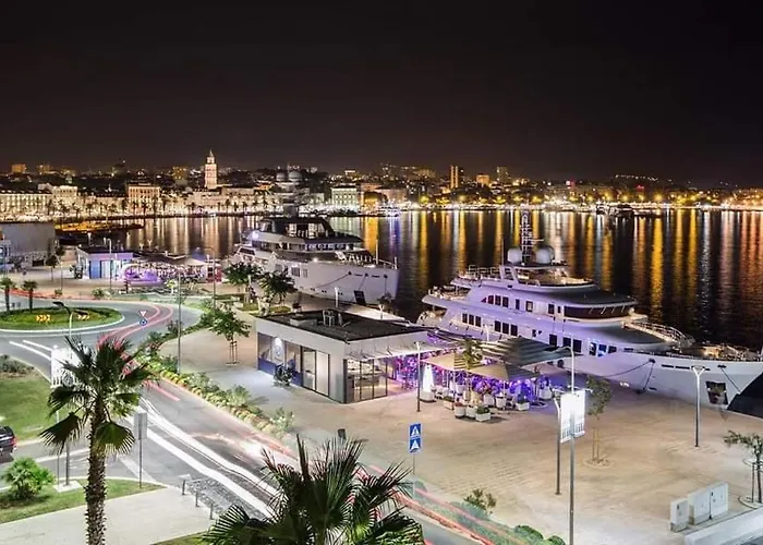 Nada In The Center Of *